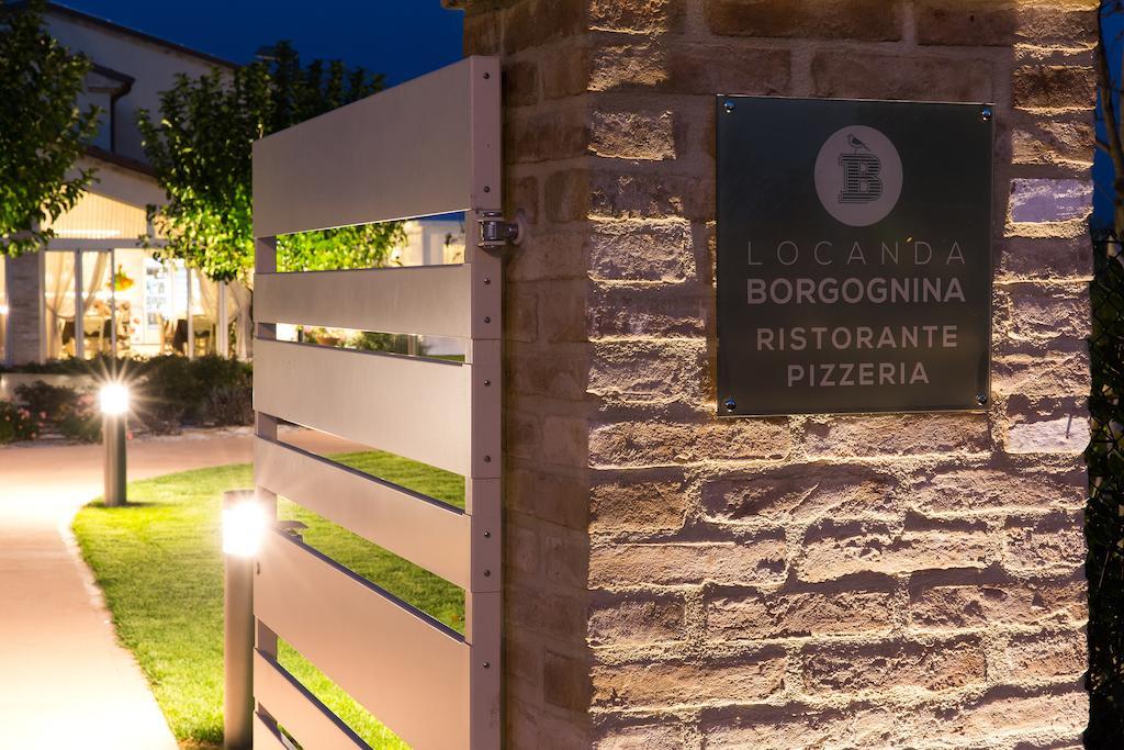 Locanda Borgognina Lucrezia Exterior foto